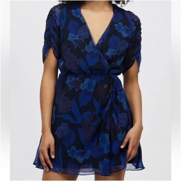 Ted Baker Juleah Ruched Sleeve Mini Dress Navy Blue Size 2 (US 6) NWT - Picture 1 of 8